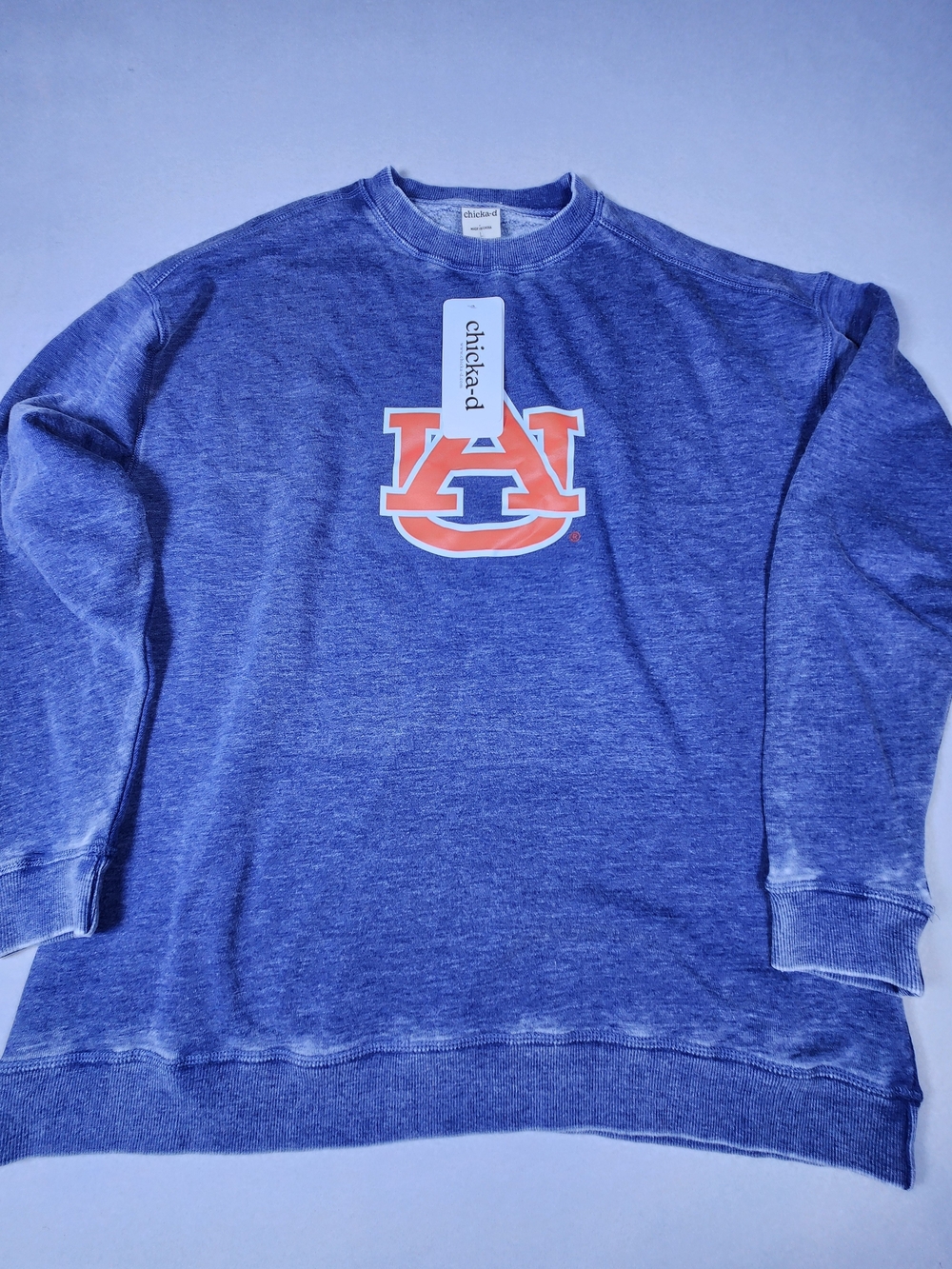 Chicka-d Womens Auburn Logo Crewneck Sweatshirt in Blue